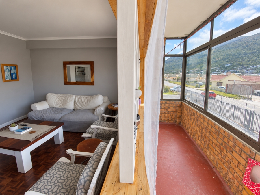2 Bedroom Property for Sale in Fish Hoek Western Cape
